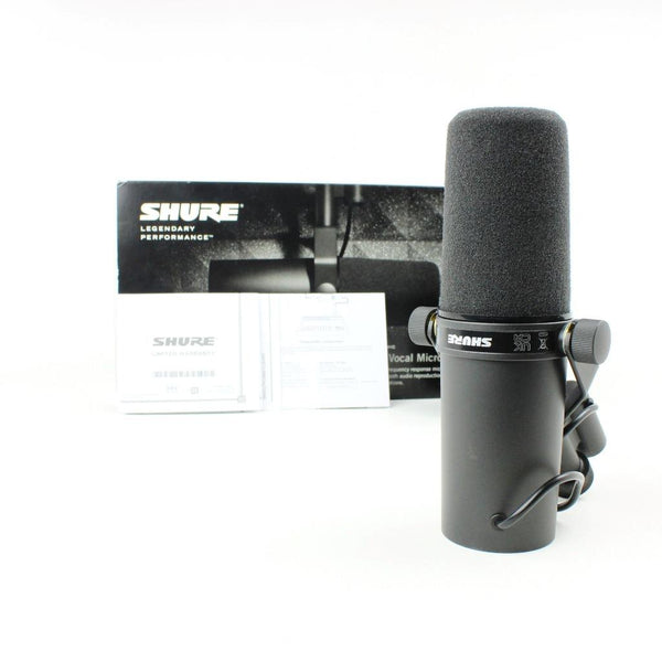 Shure SM7B - Vocal Dynamic Cardioid Microphone