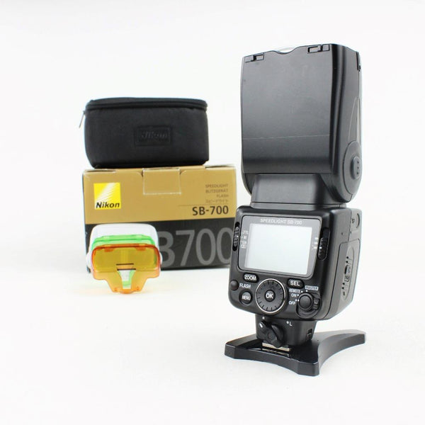 Nikon SB700 AF Shoe Mount Speedlight Flash