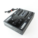 Native Instruments Traktor Kontrol Z2 - Professional DJ Mixer
