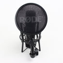 Rode NT1 5th Gen Studio Condenser Microphone – Very Good, Shock Mount & Pop Filter Included