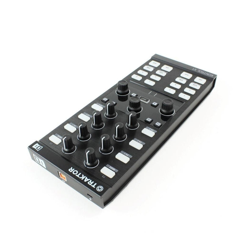 NI Native Instruments Traktor Kontrol X1 MK2 - Professional DJ Controller MKII