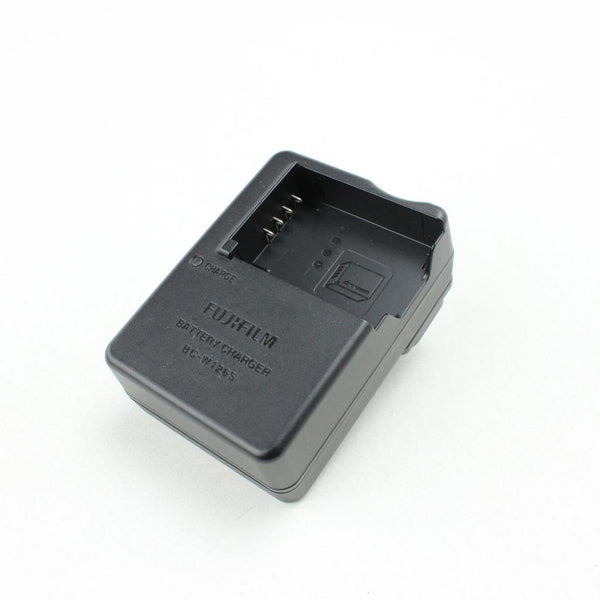 Fujifilm OEM Charger BC-W126S w/ Fold Out Plug - for NP-W126S Li-ion Battery